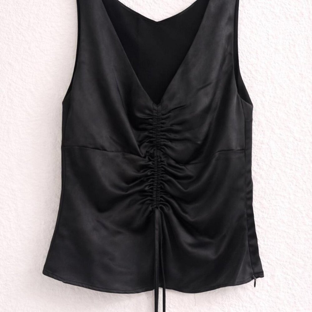 Lucy Paris Women's Black Crop-top Size XS • Like new condition
